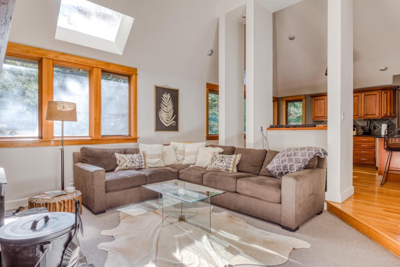 Vila Hood Hideaway Welches Exteriér fotografie