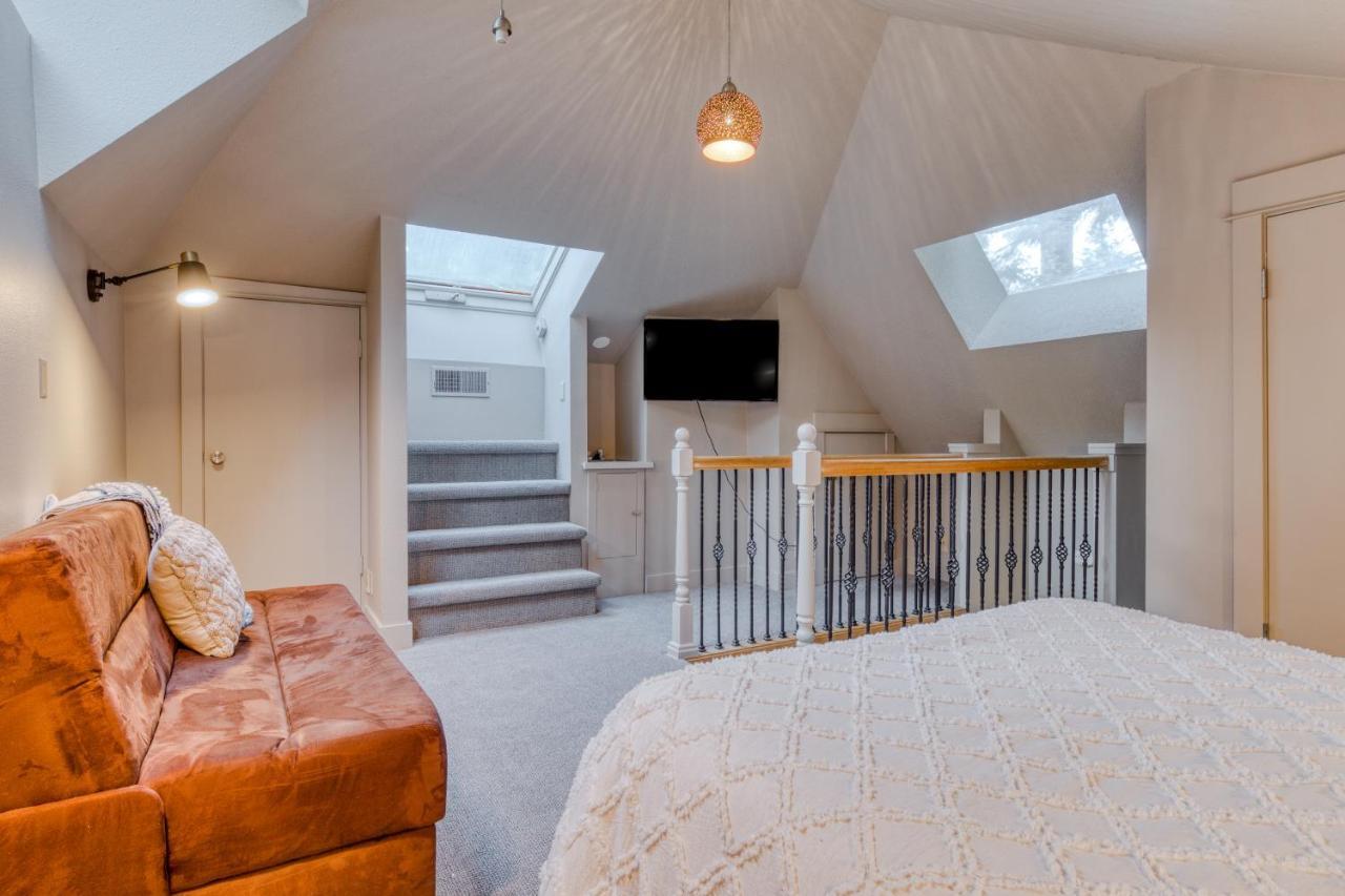 Vila Hood Hideaway Welches Exteriér fotografie